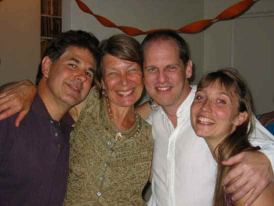 friends.jpg (44863 bytes)